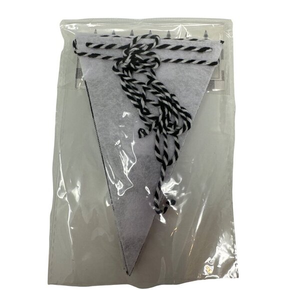 Black White Buffalo Plaid Banner 72in Checkered Triangle Garland Farmhouse Decor - Picture 5 of 7